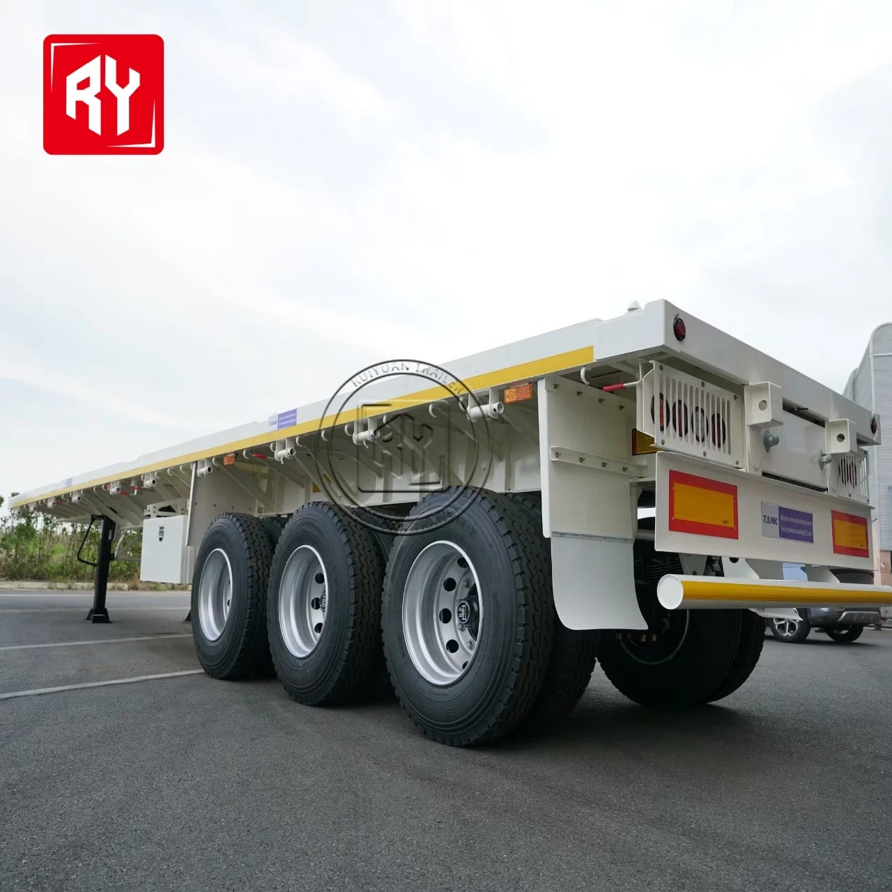 3 Axle Flatbed Semi Trailers factory