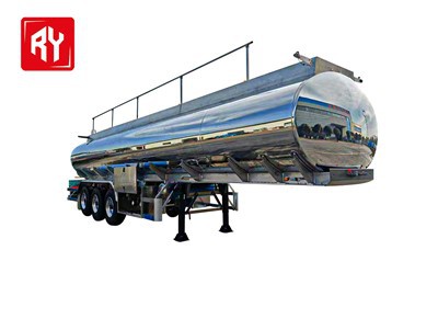 Poluprikolica cisterna za aluminijumski aluminijum